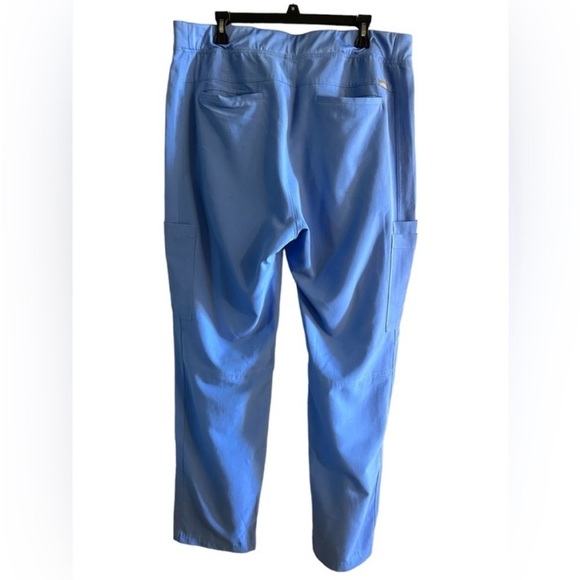 Figs sky blue cargo style scrubs size XXL - Picture 2 of 6
